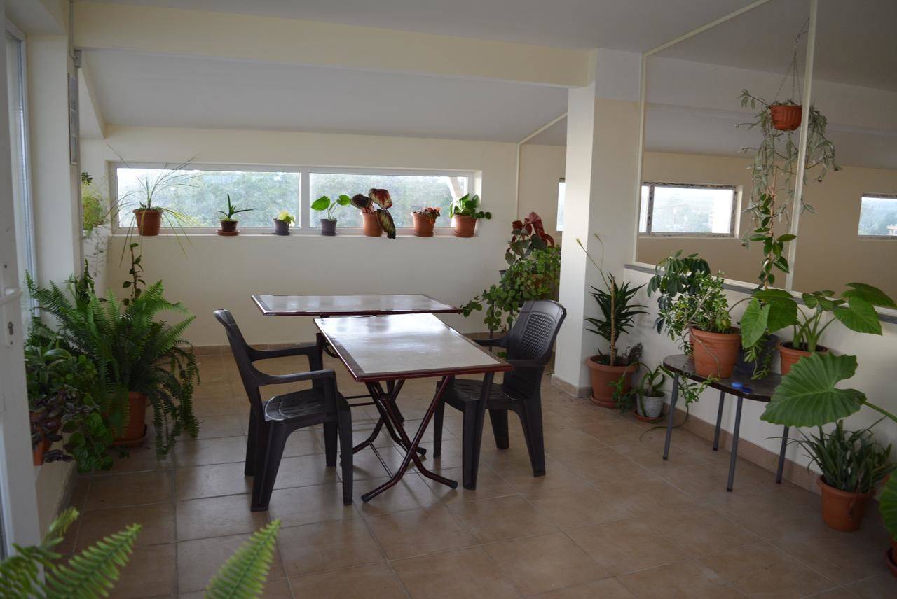 Фото  Kobuleti Beach Hotel Кобулети 33